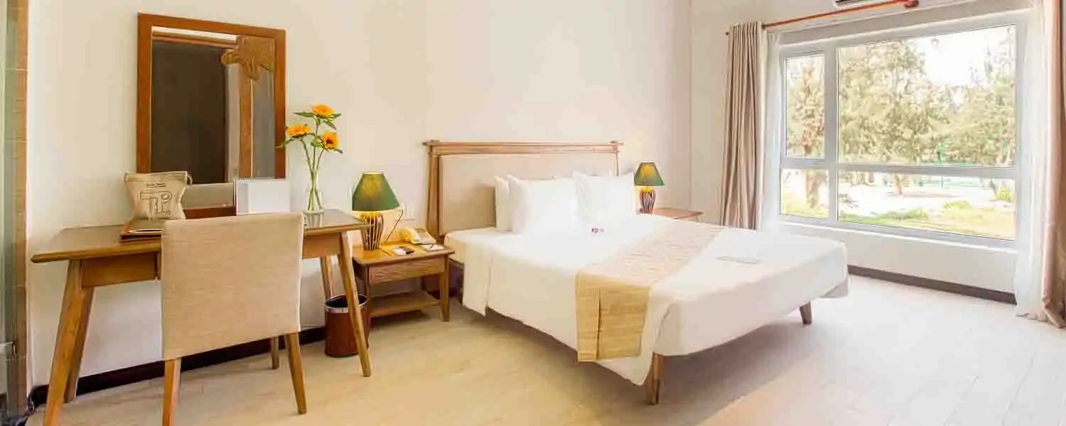 Centara Sandy Beach Resort Danang-1